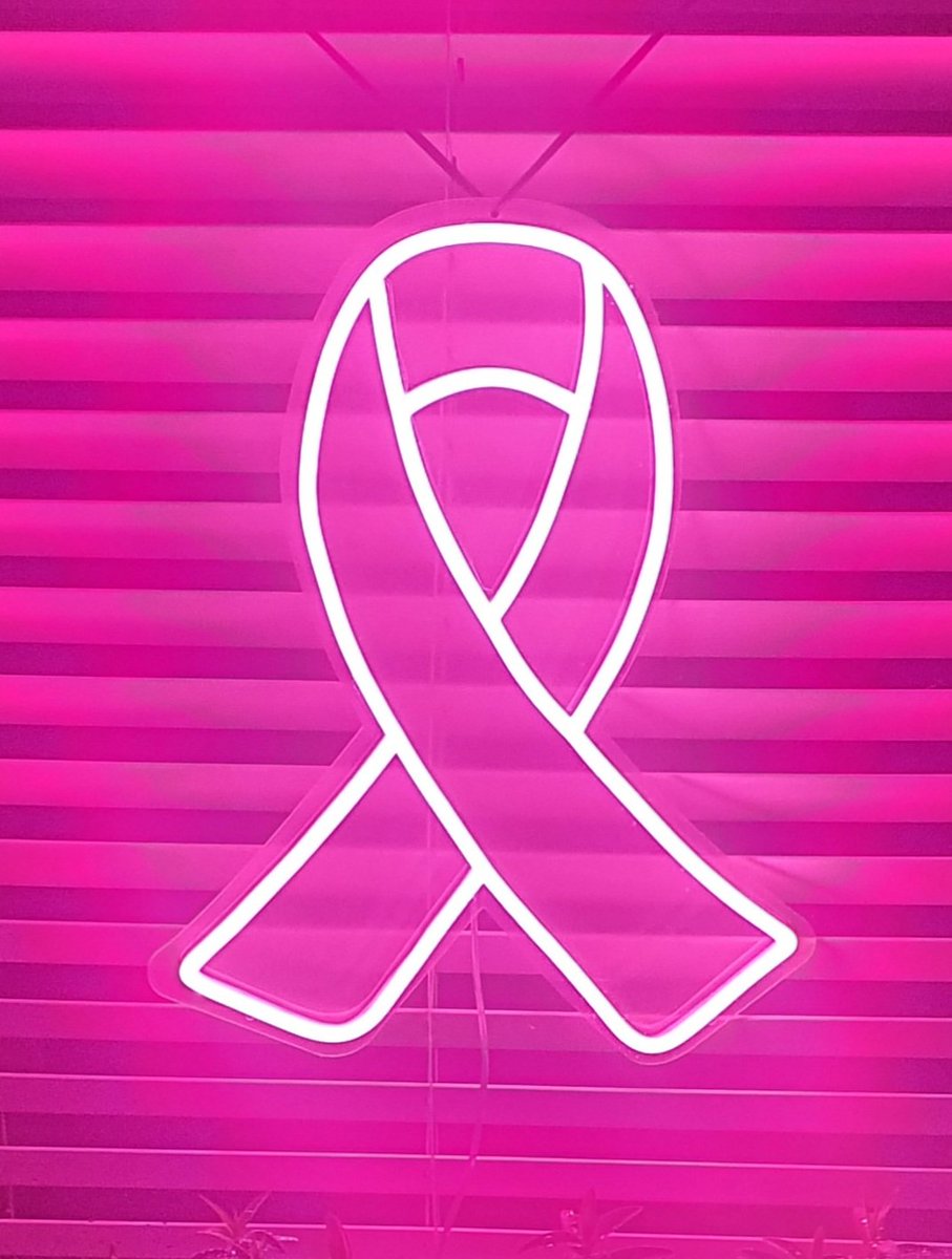 Breast cancer awareness <a href="/BreastCancerNow/">Breast Cancer Now</a> .

#wearitpink2022

Too many lost to this awful disease 😪