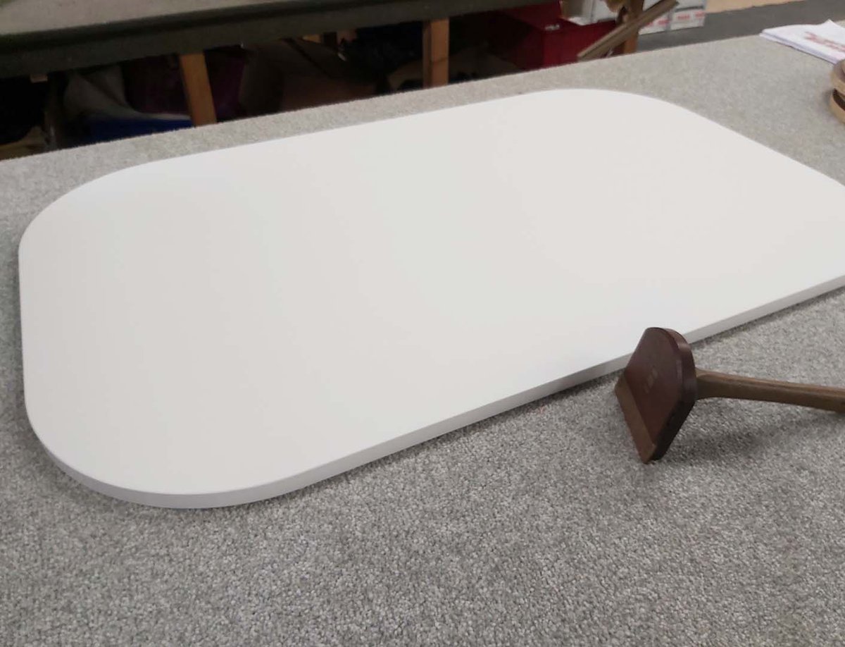 BasicallyTrade's tweet image. Dave's at it again - nice bit of hand edging on a bespoke curved edge EGGER Perfect Sense table worktop.  #diningtable #bespoketable