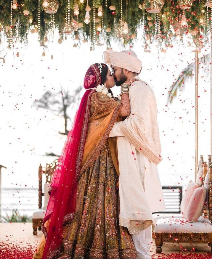 sanjs_25's tweet photo. This could be us, lekin tujhe pata he nahi ki tu mere pyaar mei hai. 🥲 https://t.co/ul498OdAfv
