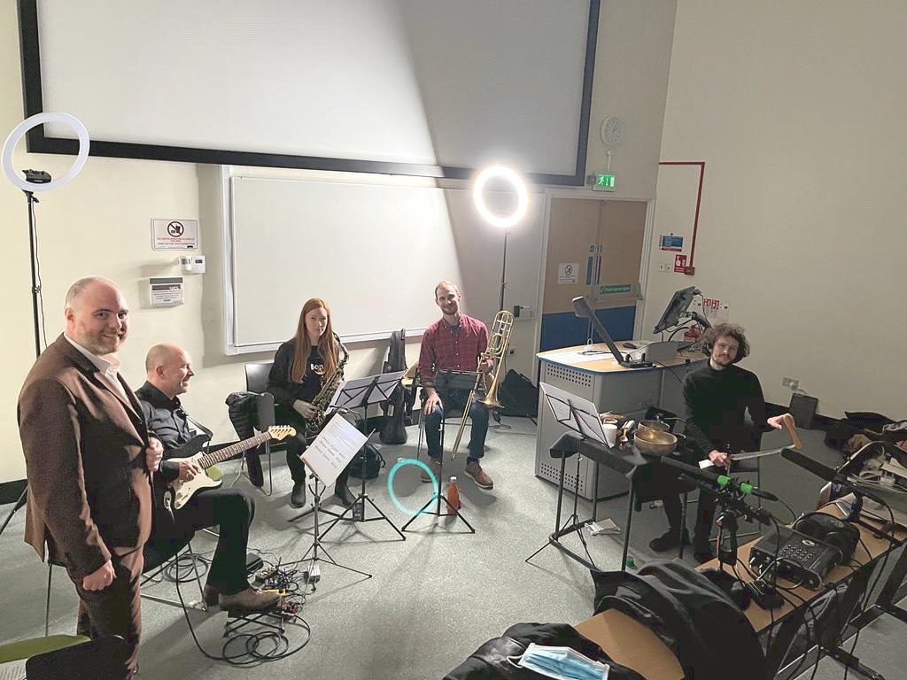 We loved collaborating with @RoyalFreeNHS on “Surgical Soundscapes” earlier this week - a project led by historian Paul Craddock and our very own @jonassonpetur . 🏥 ❤️ #riotensemble #newmusic #health #music #royalfreehospital #organdonation #london #collaboration