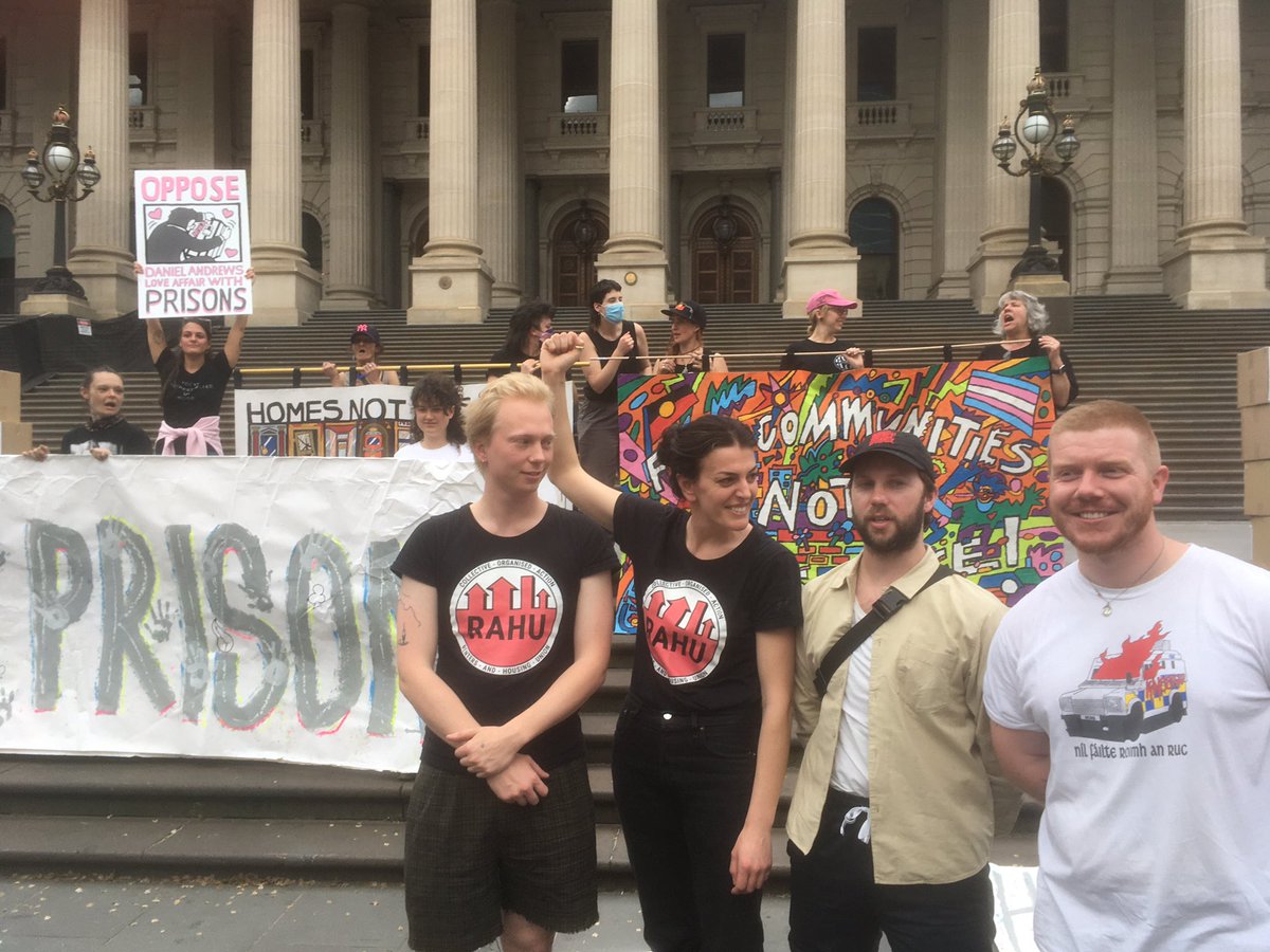 RAHUnion's tweet photo. Solidarity with @HNPcoalition to #BuildHomesNotPrisons ✊ https://t.co/RQ2vWxiRiX