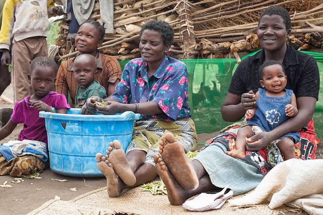 thegloryadeniyi's tweet photo. The people who Produce the highest percentage of Food we consume still lives in abject #poverty, This is 21st century and shouldn't be the order of the day.
Agreed?
#retweet✅
#Endpovery #povertyalleviationday #povertyreduction #agriculture #youthinagriculture #foodsecurity https://t.co/MgcM3Os1Og