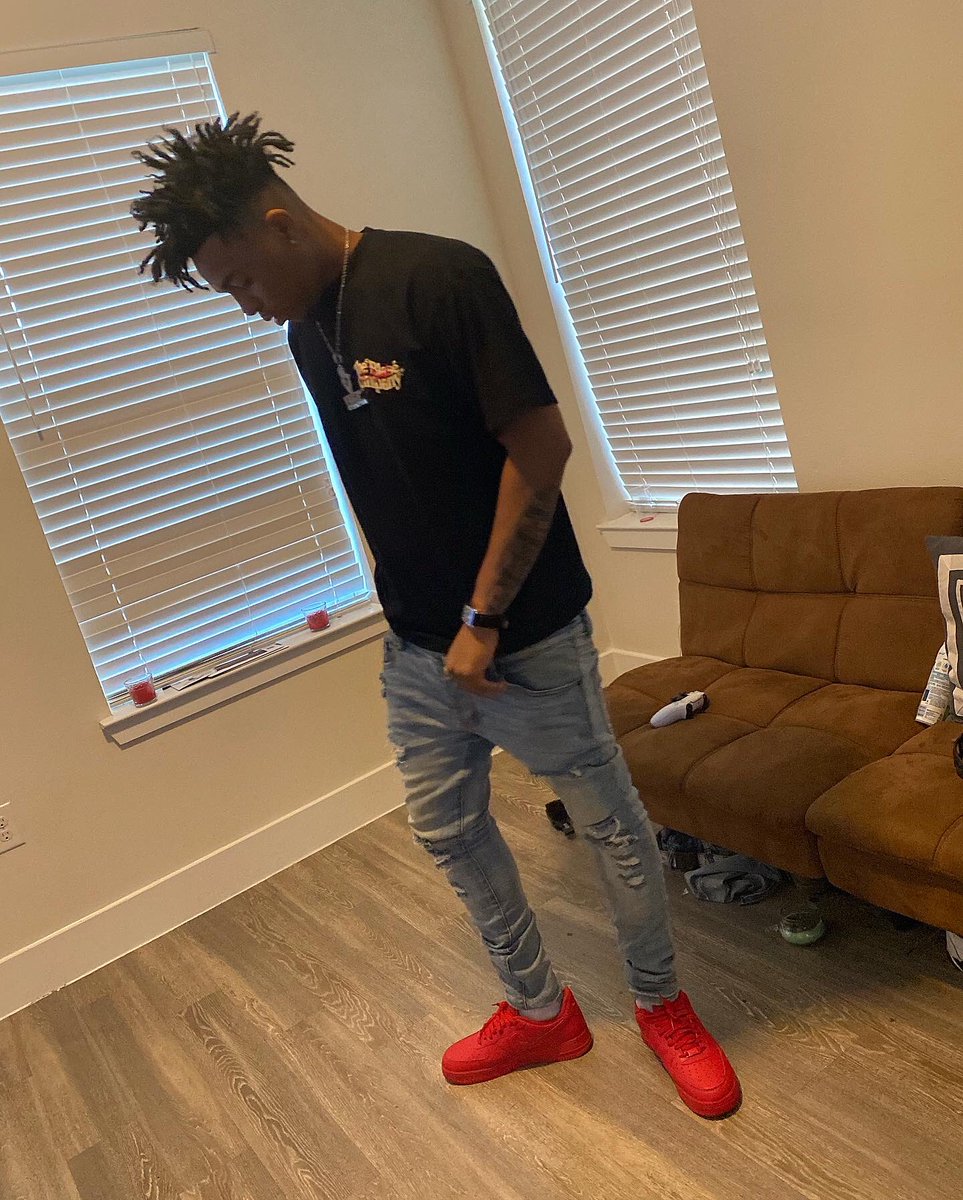 official_quezgg's tweet photo. When I Was Broke I Still Was The Realest Nigga In The Room 💯✍🏽 https://t.co/7hh23WVh09