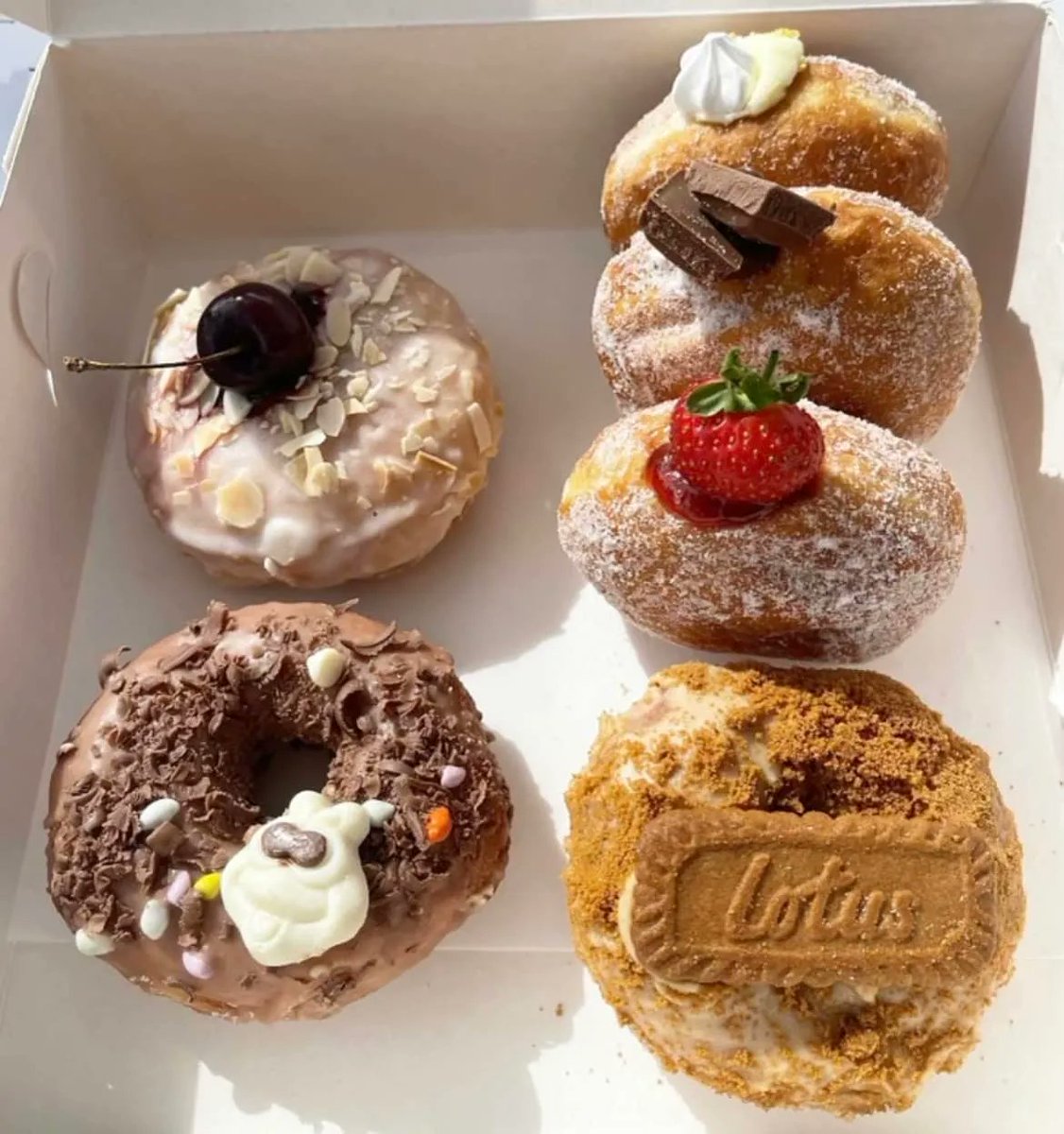 We are thrilled to be joined by local foodie makers on 12th Nov for our Handmade Art, Craft &amp; Food Fair. 
Stallholders include, Indian Orchard, Oh So Dough, Really Awesome Coffee, Nutmeg Kitchen, Rub Wood Smoked BBQ, Crafted By P &amp; Willow Tree Gin!

#camphillmk #lovemk #foodie