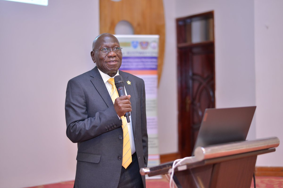 MbararaUST's tweet photo. In his welcoming remarks, Prof. Obua applauded undergraduate researchers @HEPITUITAH for having accepted the micro-research responsibilities and the skills obtained will boost their career goals.@aidscommission
@LIRA_UNIVERSITY
@BishopStuartUni@TASOUganda@MinofHealthUG@HEPITUITAH https://t.co/AsrIIPwvBO