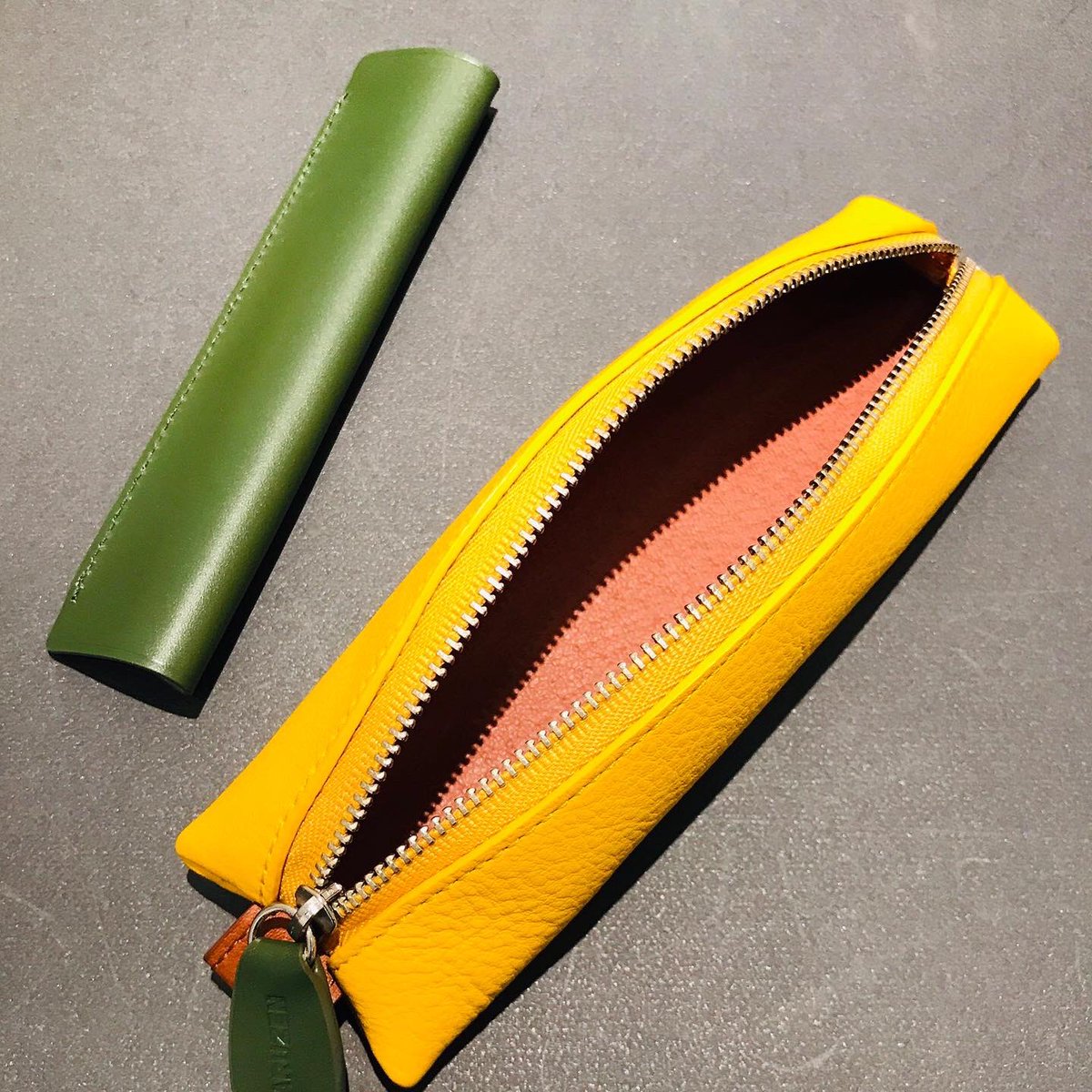 丸善 MARUZEN 創業150周年記念 限定 ペンケース 檸檬 筆箱 本革 4階文具】#丸善オリジナル『#檸檬ペンケース』¥6,050 150周年記念で