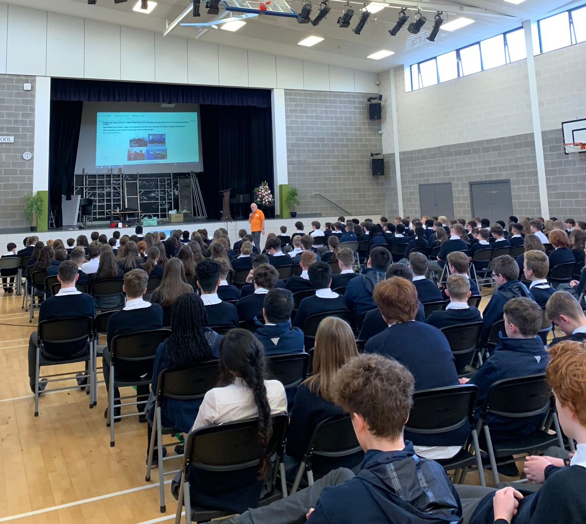 DGSdundalk's tweet photo. A big thank you to mathematicians Shane Dowdall of @DkIT_ie and Colm McCaughey of @mathsweek for meeting with our 2nd, 3rd &amp; 4th years for #MathsWeek2022 and sharing lots of interesting mathematical ideas &amp; phenomena with them 🤩 https://t.co/fOpcfhVqOI