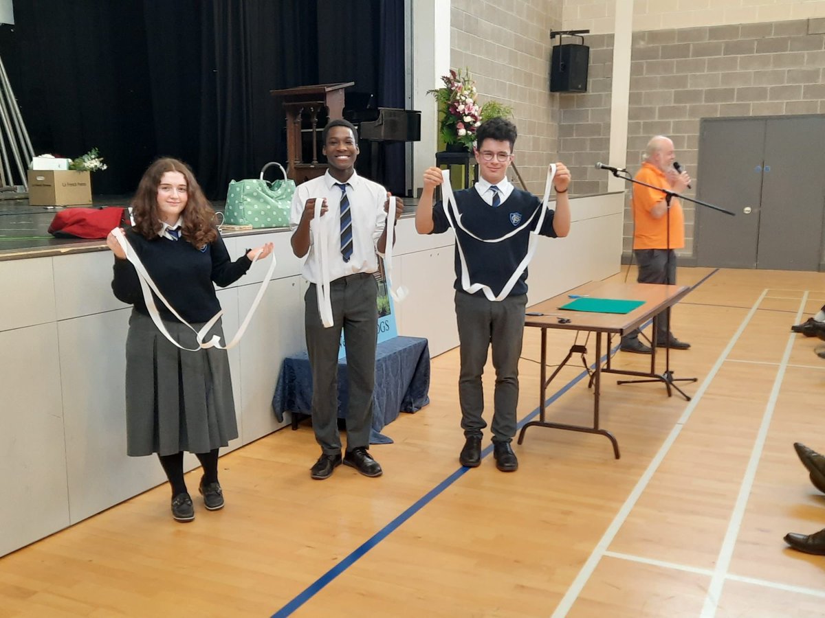 DGSdundalk's tweet photo. A big thank you to mathematicians Shane Dowdall of @DkIT_ie and Colm McCaughey of @mathsweek for meeting with our 2nd, 3rd &amp; 4th years for #MathsWeek2022 and sharing lots of interesting mathematical ideas &amp; phenomena with them 🤩 https://t.co/fOpcfhVqOI