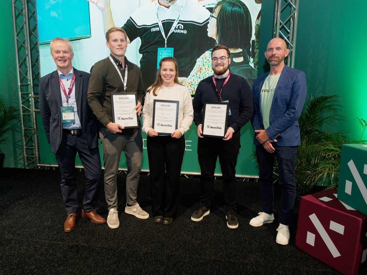 Gratulerer så mye til vår VVS-rådgiver Ole Norbeck (andre fra vesntre) som mottok pris for beste masteroppgave under <a href="/NemiTek/">NemiTek</a> sine VVS-dager i Lillestrøm 🥳️