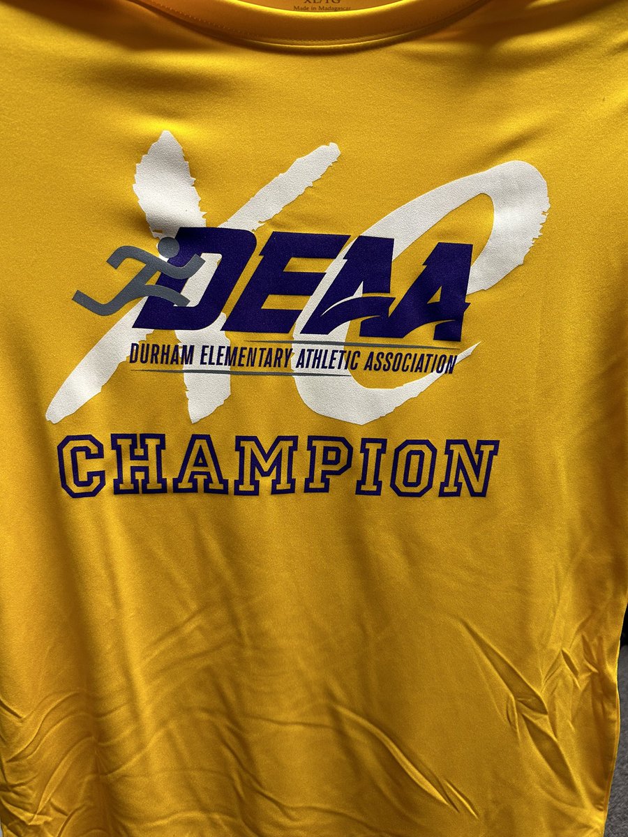 Beautiful day for the DEAA Regional Cross Country Meet! Go Gators Go!🐊🐊🐊