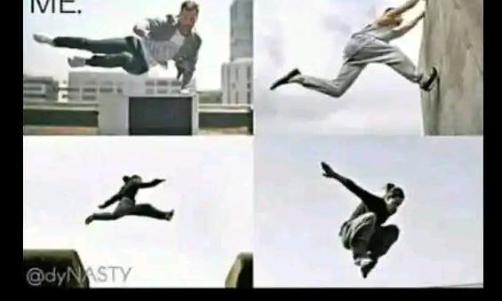 Nikishalipa mama mboga na please call me and she reaches out to her phone😂😂