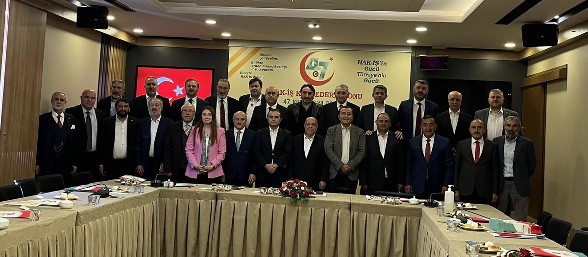hakiskonf's tweet photo. HAK-İŞ Konfederasyonumuz, 
47 yaşında.   

Konfederasyonumuzun  47. Kuruluş Yıldönümü etkinlikleri Başkanlar Kurulu toplantımızla başladı.

“HAK-İŞ’in Gücü Türkiye’nin Gücü”
#Hakis https://t.co/4ia5yWAzfR