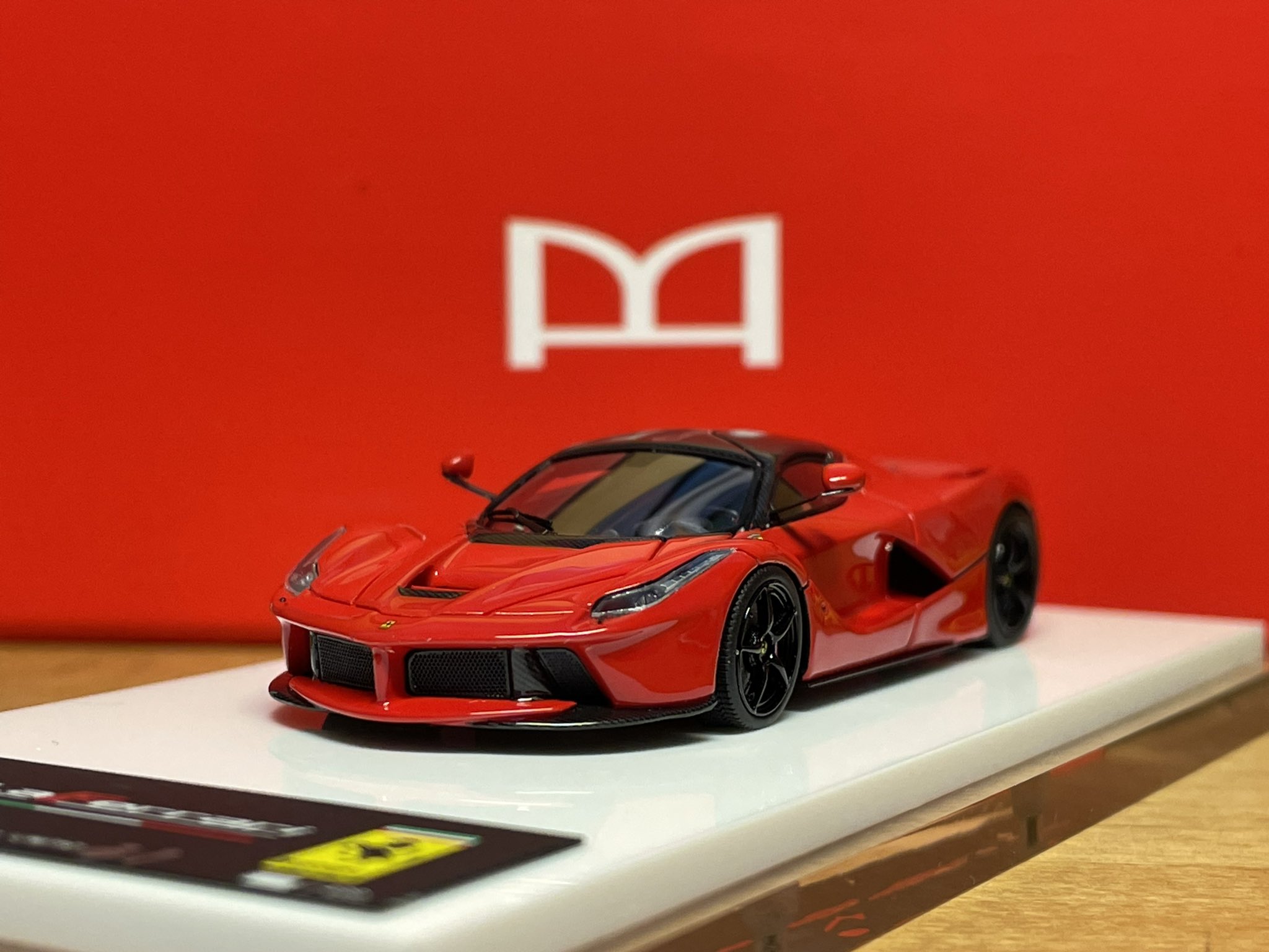 DMH 1/64 エンツォ・フェラーリ 新品 DMH Model 1/64 フェラーリ エンツォ Ferrari ENZO