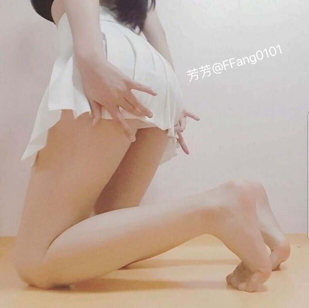 FFang0101's tweet photo. 洗得干干净净了，可以和我做爱吗，想把爱做饭极致，想完完整整的疯狂一下，上下两个洞，想大汉淋漓，想高潮，想喷射，能满足我的哥哥请私信我 https://t.co/uq82tcOty7