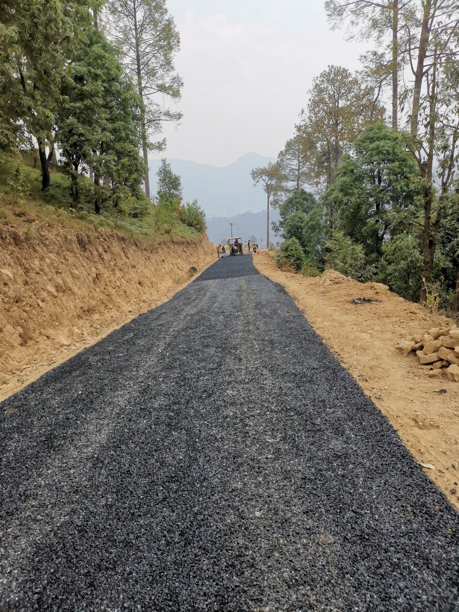DistrictTehri's tweet photo. #PMGSY #RoadConstructionWork
CONSTRUCTION WORK OF GHANSALI PANWALI AKHORI MR KM 14 HULANAKHAL TO HADIYANA TALLA M/R STAGE-II PMGSY ID - 1ST NEW TEHRI @basava_ias @DMTEHRI1 @IndiaRuralDev @MoRD_GoI @SecyRDUK @ukcmo @pushkardhami @ganeshjoshibjp https://t.co/6ciqr2kOJd