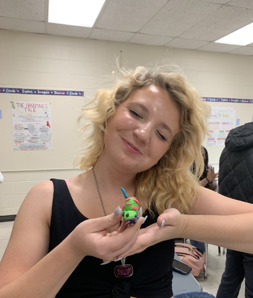 DBTrach's tweet photo. Making creatures in #aplit 
If these kids only knew what is going to happen to their creations!! ⁦@Carmelschools⁩ ⁦@Mrfinoteaching⁩ ⁦@laurabweiss⁩ ⁦@susangbarber⁩ @ncte  
#dontgetattached https://t.co/WhO5v8s14P