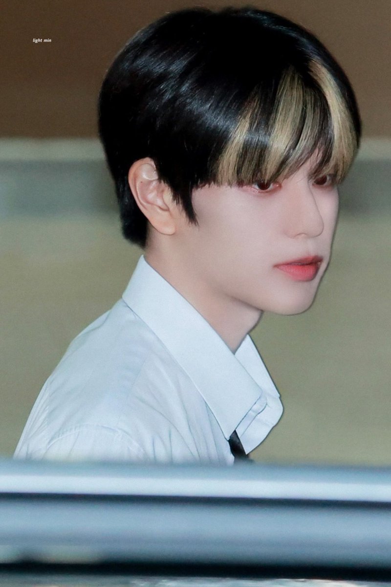 molzba's tweet photo. 주기적으로 맥주에빠진 앞머리를 그리워할 나(a.k.a 땨천지)에게 이 타래를 바칩니다.. https://t.co/G2V39WMZpd