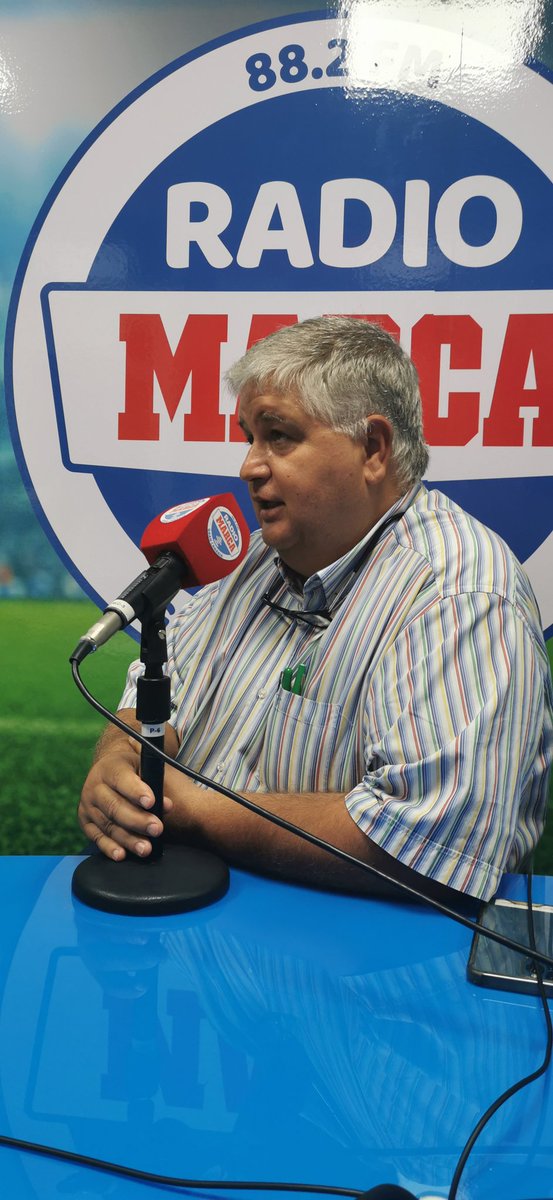 RadioMarcaGC's tweet photo. 🎙️ @arencibiajj @FFLasPalmas en #DirectoMarcaGC:
"Somos los primeros interesados en poner en marcha esa competición de copa de clubes, lo estamos estudiando para ponerla en marcha"
Sintonízanos:
📻88.2, 98.3 y 104.5FM
👨💻https://t.co/1gDTBudQqT
📱RadioMARCAGC (APP) https://t.co/B686gtYpsZ