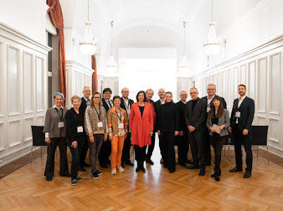 Prof. Jens Michow (@jensmichow) on Twitter photo 