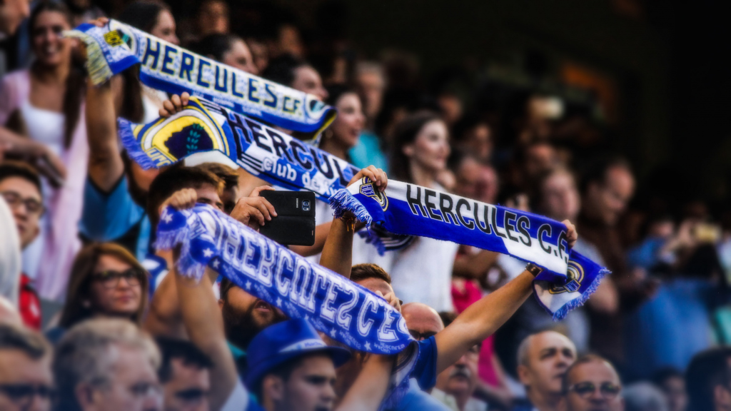cfhercules's tweet photo. 👏🏻 𝗗𝗶́𝗮 𝗱𝗲 𝗹𝗮 𝗔𝗙𝗜𝗖𝗜𝗢́𝗡 🙌🏻

🔵 Los aficionados herculanos podrán acceder a las zonas habilitadas (Fondo Norte, Fondo Sur y Preferente baja) de forma gratuita

🔗 https://t.co/oO4fGxnmb7

💙 #MachoHércules 🤍 https://t.co/bcXnidHI3J