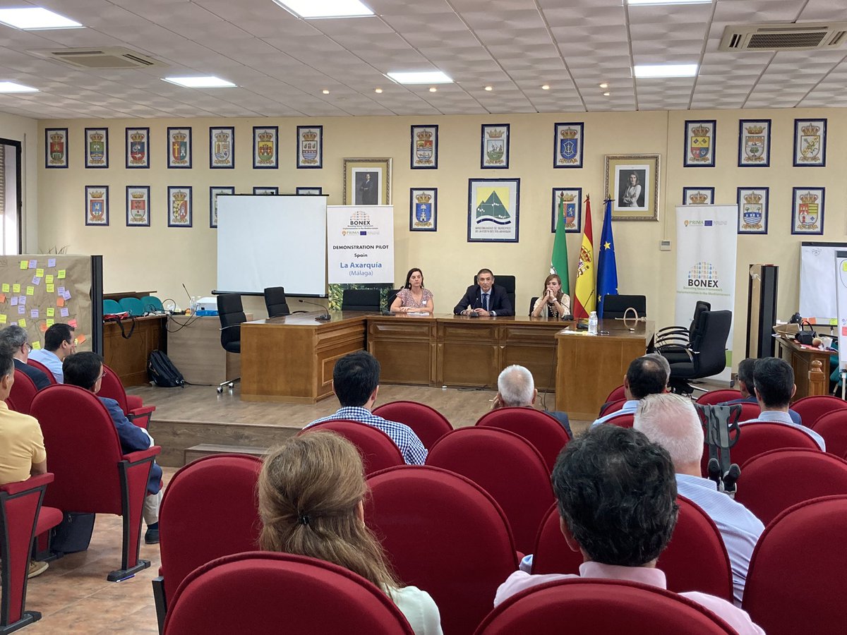 bonex_eu's tweet photo. Closure of the 1st Spanish #BONEXworkshop by @AndaluciaJunta with the intervention of Ramiro Angulo Secretario General de Agua and Susana Benavides Directora General de Recursos Hídricos https://t.co/6FTlJX7Czk
