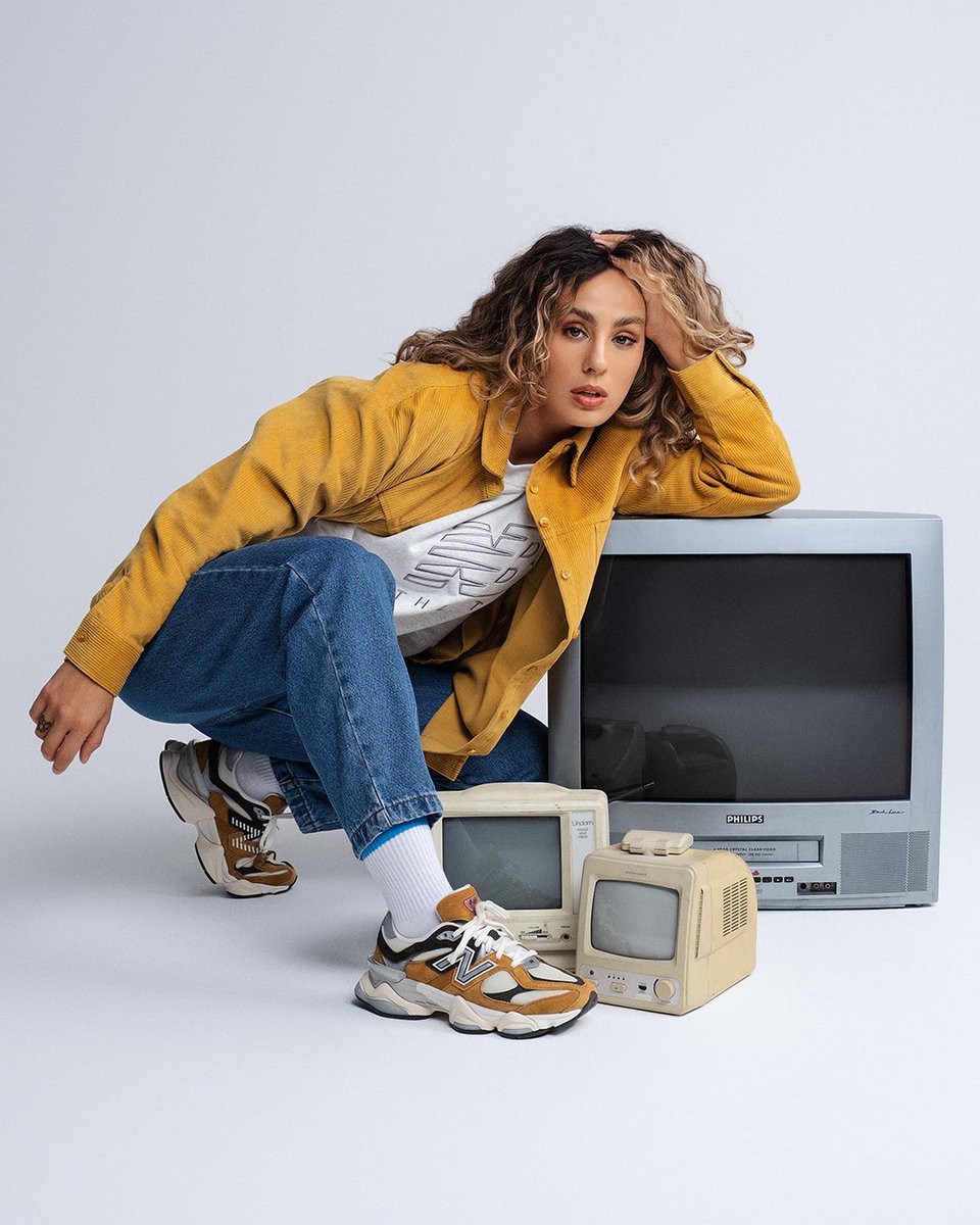 newbalancemena's tweet photo. Feeling the Y2K-era vibes with the 9060. 💛 https://t.co/PRJYtpJerY