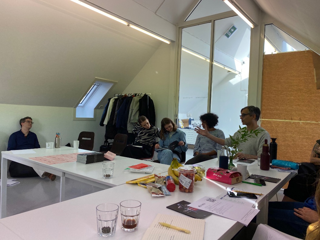 springbackmag's tweet image. #SpringbackAssembly

This year&apos;s Springback Assembly has begun at Oktoberdans @BITTeatergarasjen in Bergen Norway

Curated by Springback writer Yasen Vasilev in collaboration with Springback director Oonagh Duckworth

@PAHNdotNO
#DanceWriting #CriticalWriting #ContemporaryDance