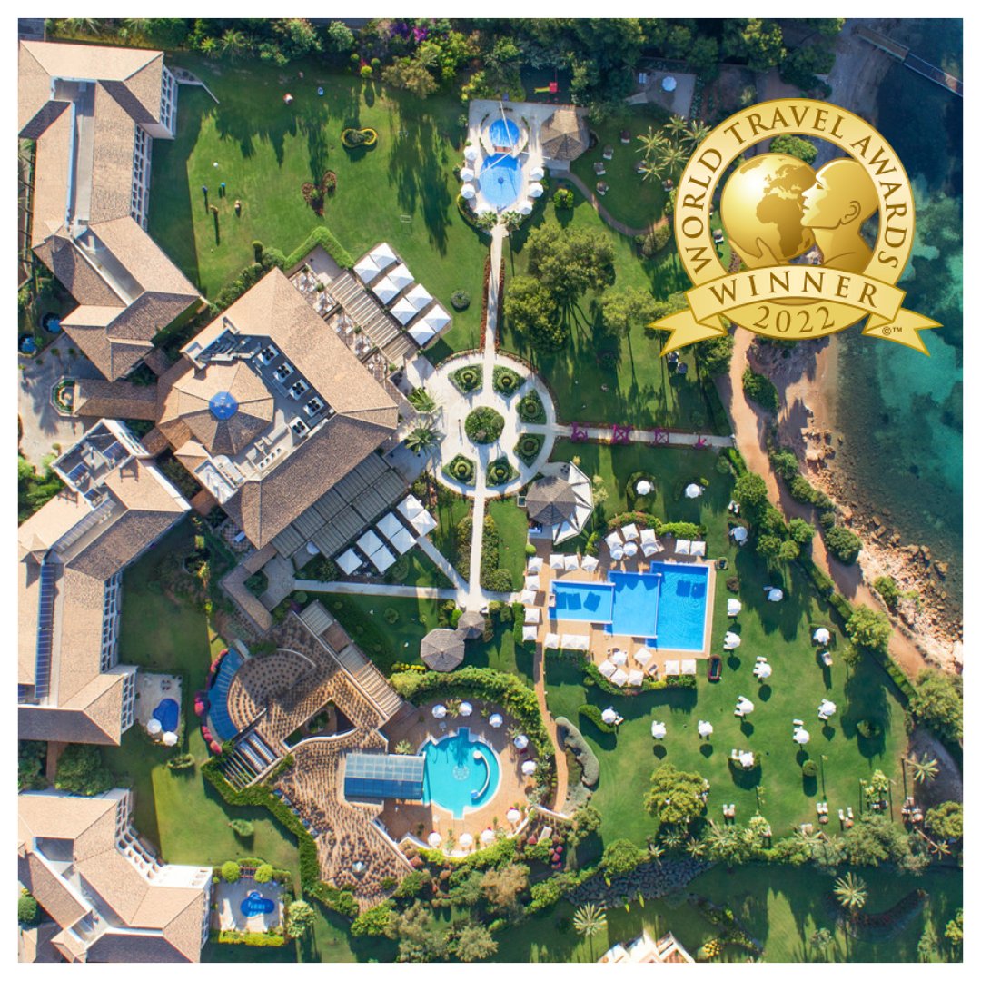 We are so honored and proud to have won the award of "Spain's Leading Resort 2022" at the spectacular ceremony of the World Travel Awards.

#TheStRegisMardavall #WorldTravelAwards #SpainLeadingResort #Spain #LuxuryHotels #LiveExquiste #MarriottBonvoy