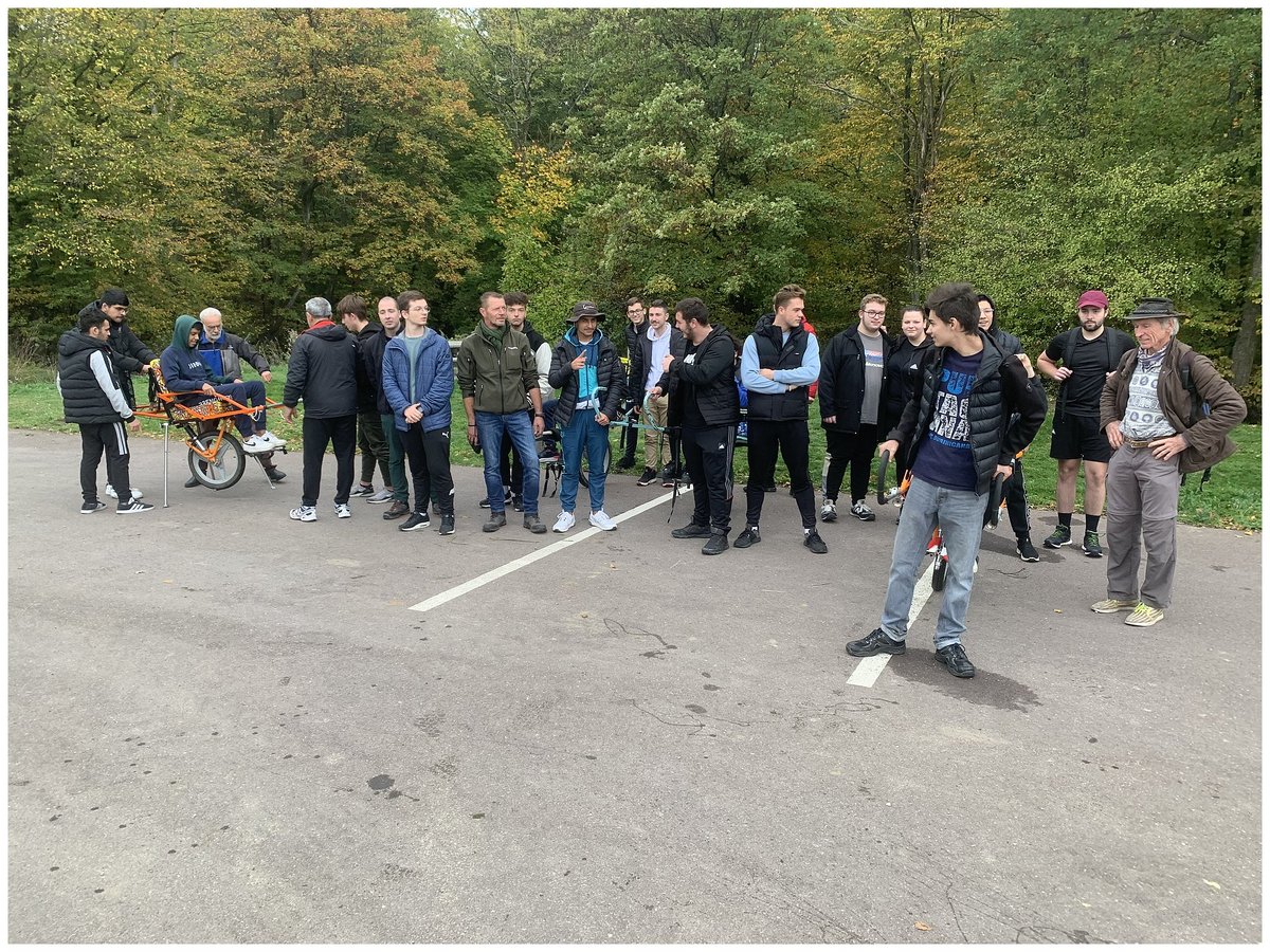 LPHurleventBLF's tweet photo. Projet Cordées de la réussite « Joëlettes » avec nos partenaires @ENI_METZ et @HandiCapEvasion : 1ère séance de roulage avec 4 "joëlettes" dans le bois de #Behren avec des élèves de 1 AUT : mise en situation & étude des contraintes.
@RLaganier @acnancymetz @Dsden57 @DimitriSydor https://t.co/Wl71If8MZ4