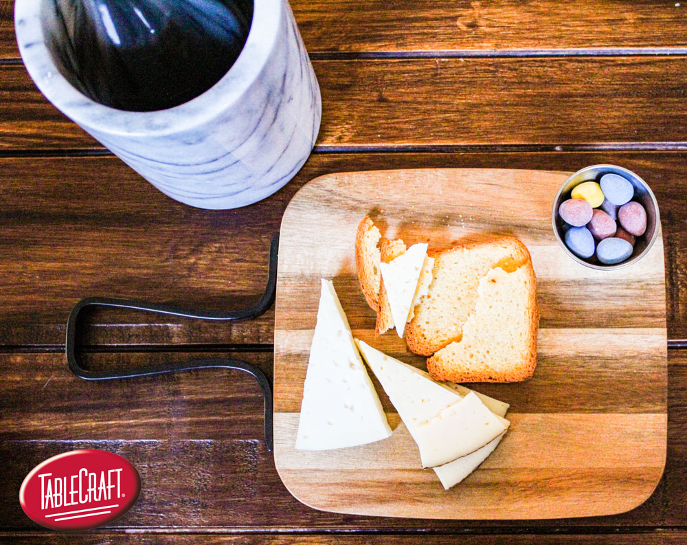 tablecraft_fs's tweet photo. 1, 2, 3 bread boards 🙌... our Industrial Collection, Mini Acacia and Wood boards always come in handy in serving and display. Which one is your favorite?
#BreadBoard #ServingBoards #BreadPaddles https://t.co/JLEUm9XZFu