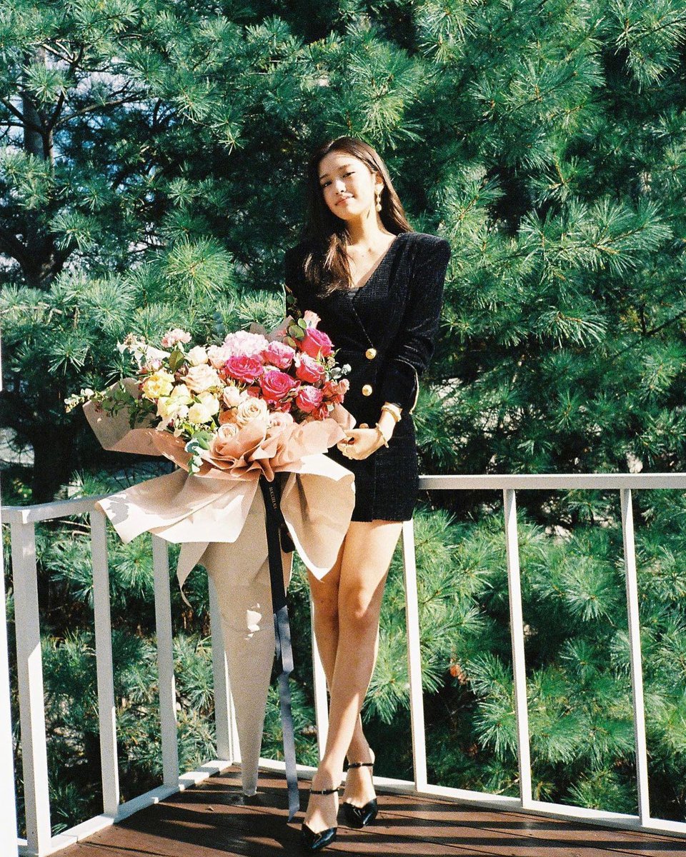 yujin instagram update