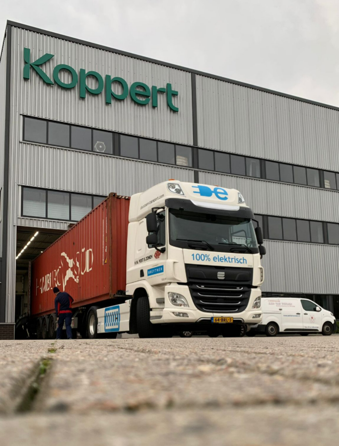 Koppert's tweet photo. With the help of our logistics service provider @breytnerzero, sustainable transport is possible in large scale. Our first electric truck carrying our #biologicalsolutions is bound to the port of Rotterdam. Another positive step on our #sustainability journey. 💪🌎 https://t.co/jO2VCULIav