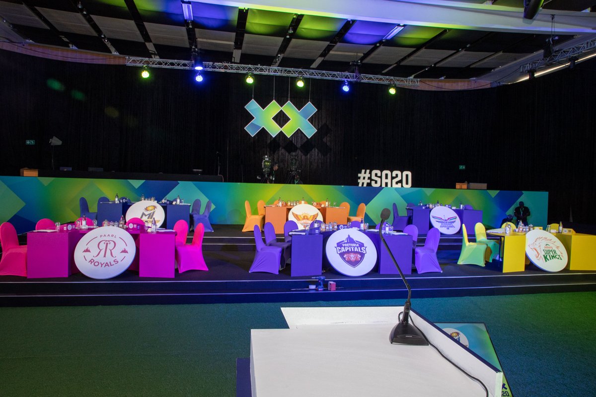 Blue Moon Corporate Communications tweet media