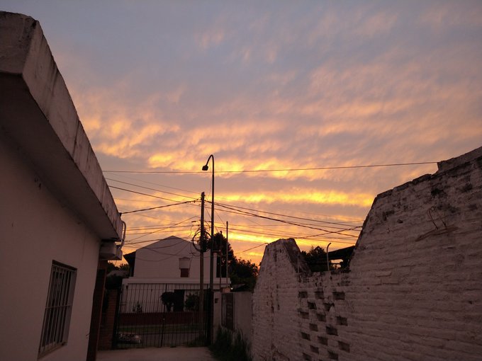 Cada dia ver el cielo es un regalo. https://t.co/458fEdIOzZ