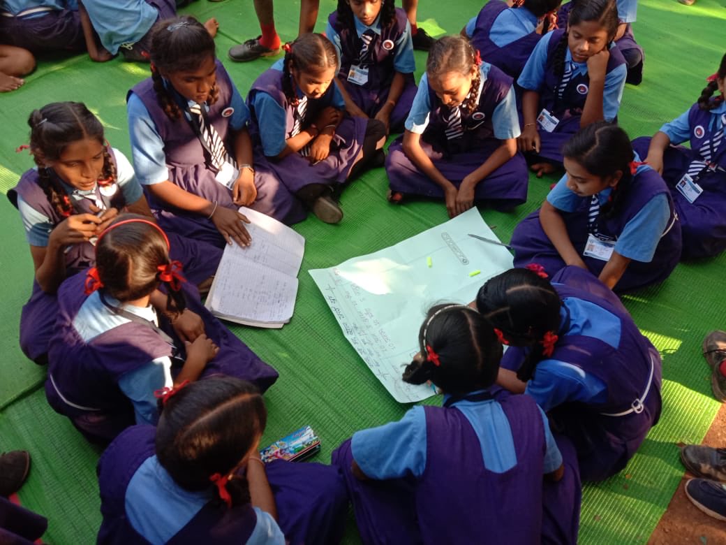 birajakabi's tweet photo. Tree budgeting activities done by the students of a middle school in @RajnandgaonDist #Chhattishgarh @UNICEFIndia @WVIndia @SamagraShiksha @SchoolEduCgGov @DselEduMinistry @sweta247 @jobzachariah https://t.co/VPPuyOhSX4