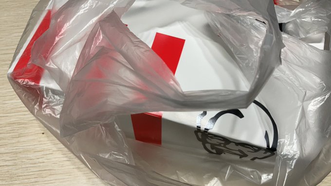 今日はもう我慢できなくて取り急ぎ買ってきました。 