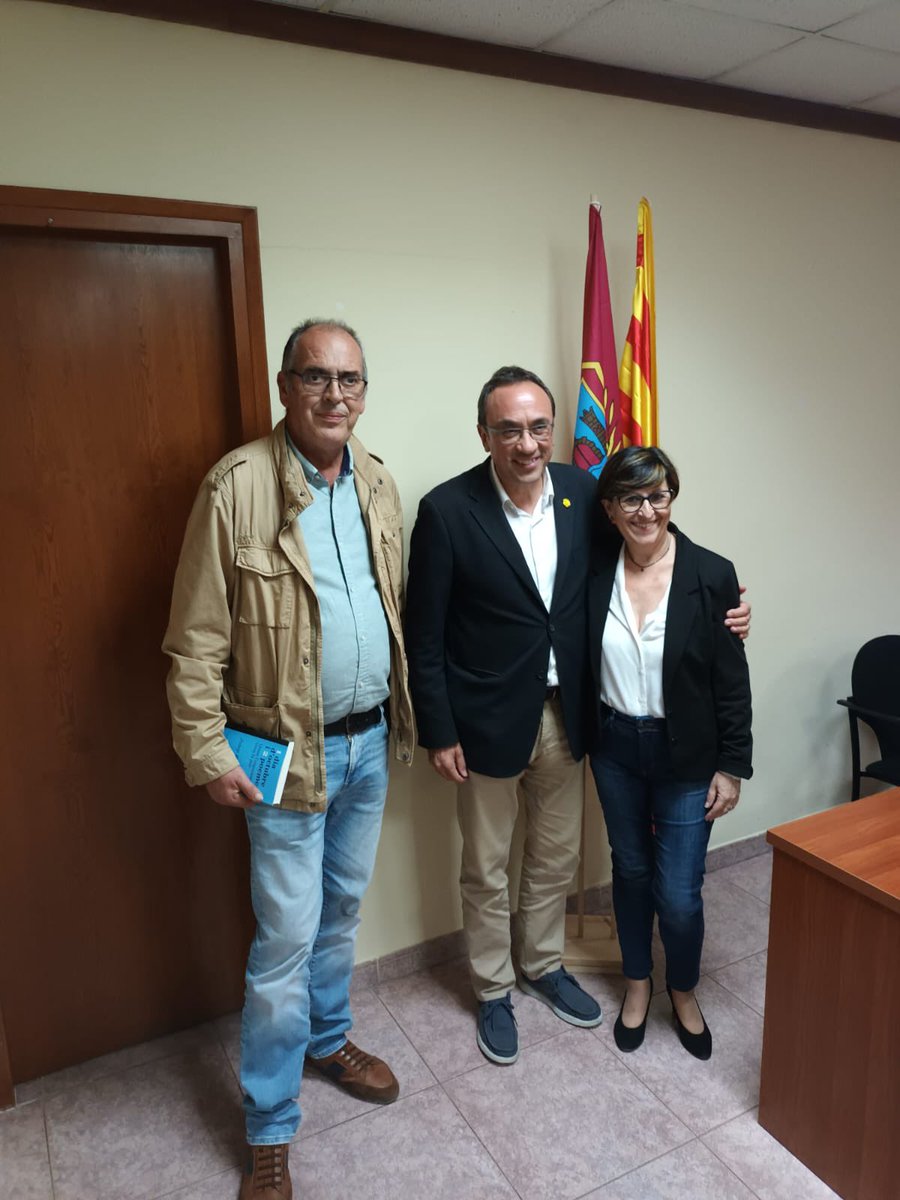 joseprull's tweet photo. Estic immensament agraït per l’acollida a Vilallonga del Camp. Ara,  com mai, val la pena posar en valor allò que vam ser capaços de fer l’octubre del 2017 i, sobretot, la nostra determinació per culminar-ho. https://t.co/YEyVvu1UvO