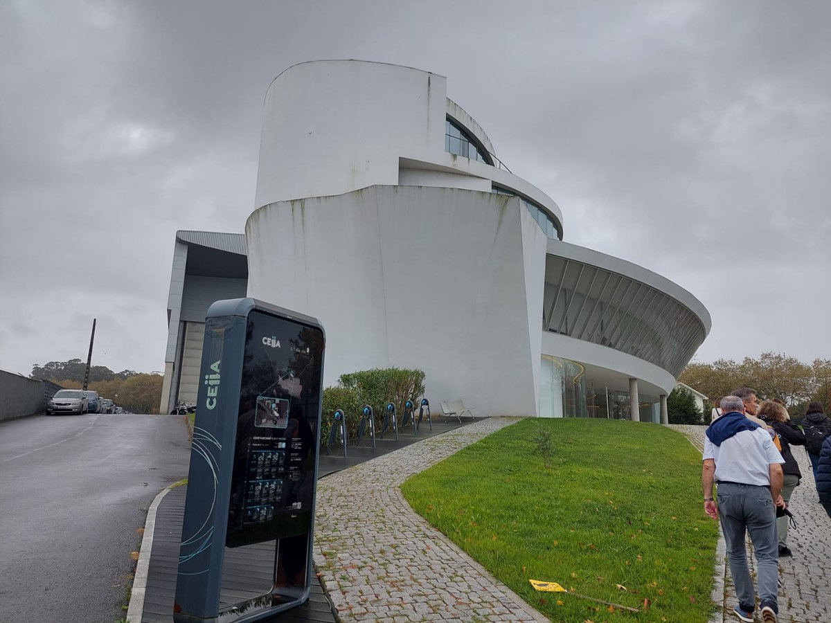 moliempresa's tweet photo. Avui visita a l'espai CEiiA d'Oporto on ens parlen d'experiències interactives de mobilitat, enginyeria d'automoció, aeronàutica i oceànica.
#startup #startupsystem #portugalecosystem #innovation #PTinnovationjourney @cmolesgual @rosacadenaspr @emprencat https://t.co/y8kptSPhTp