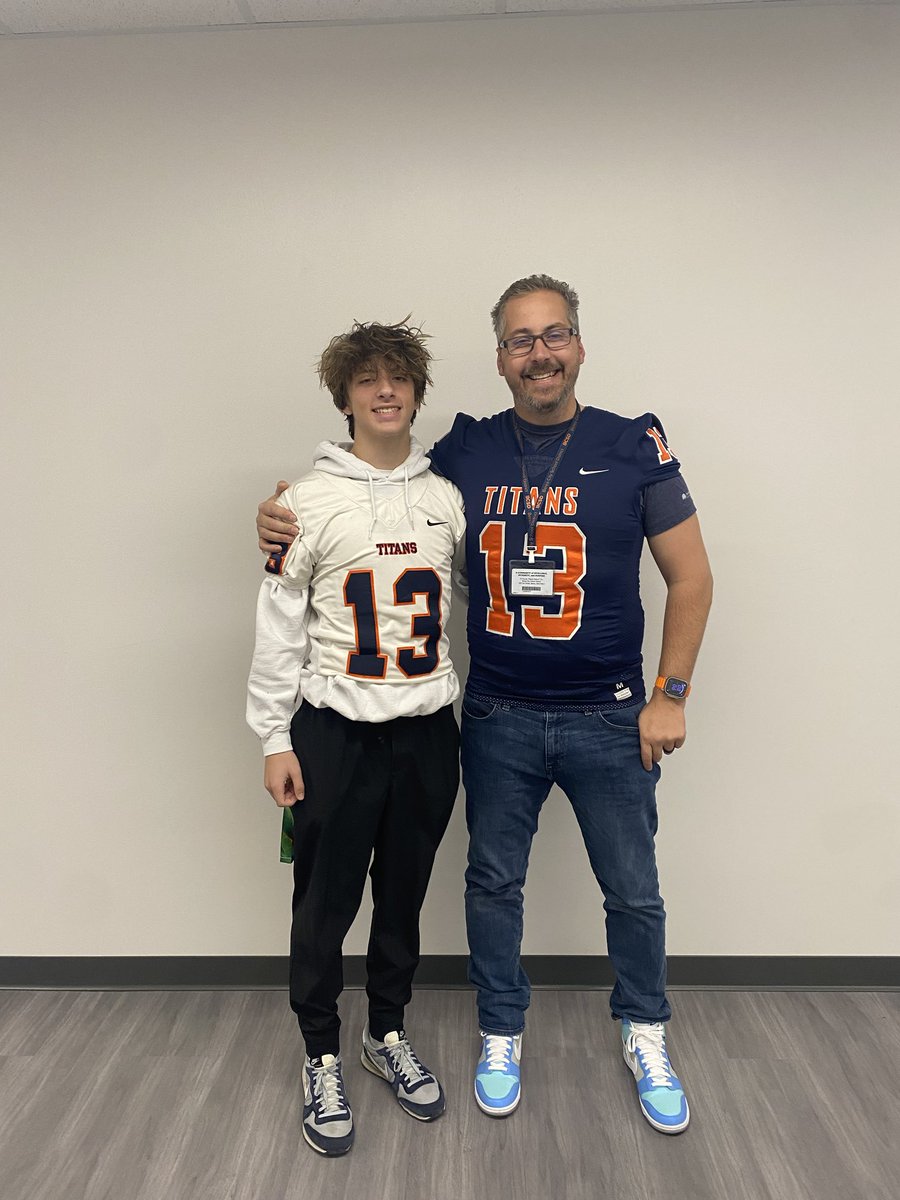 BMHSTitanFB's tweet photo. Brayden Cupach and his inspirational teacher Coach Hunek! Thank you for making a positive impact in our football player's school life! https://t.co/wZBjHtyoou