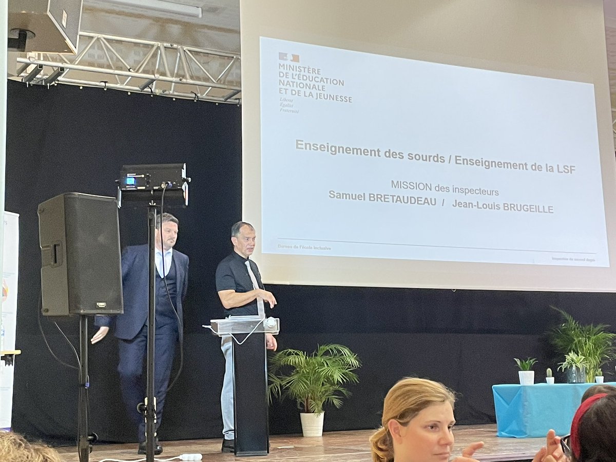 SylvieBrot's tweet photo. Au congrès national @FNSF à #Ramonville, excellentes interventions de Samuel Bretaudau (IEN ASH) et Jean-Louis Brugielle (IA IPR) : missions de l’inspecteur chargé des #PEJS . #APES31 @EnMarcheLSF @inclusionEM https://t.co/i4iPJ7oi33