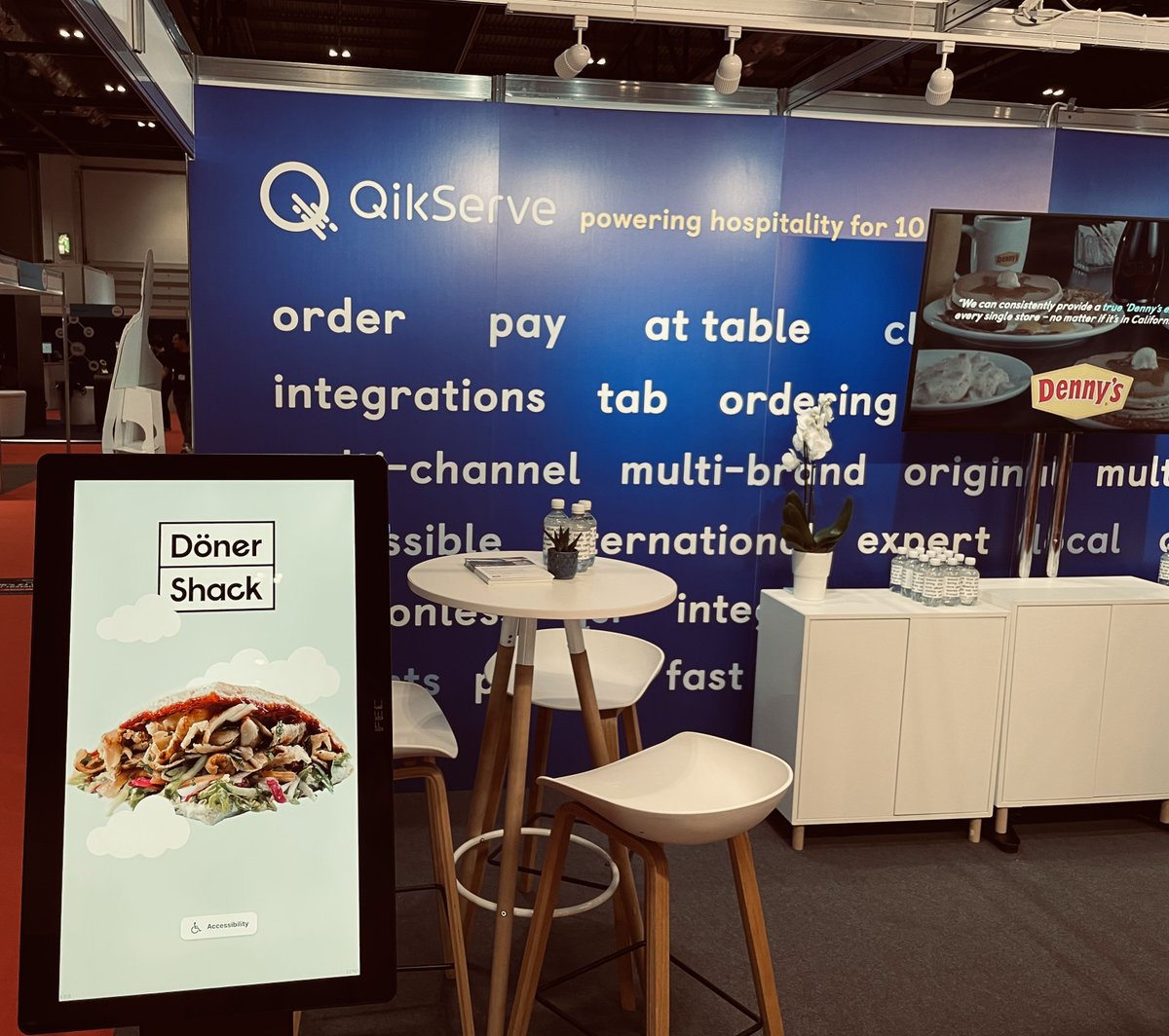 MelfordTech's tweet photo. Thanks to @QikServe for featuring our Falcon and Kingfisher self-service kiosks on their stand at @TakeawayExpo, including seamlessly integrated hospitality print solutions from @EpsonUK π
Find out more about their solutions here: https://t.co/qEGw3xJ5S1
#RTIE22 https://t.co/QENw24wrWg