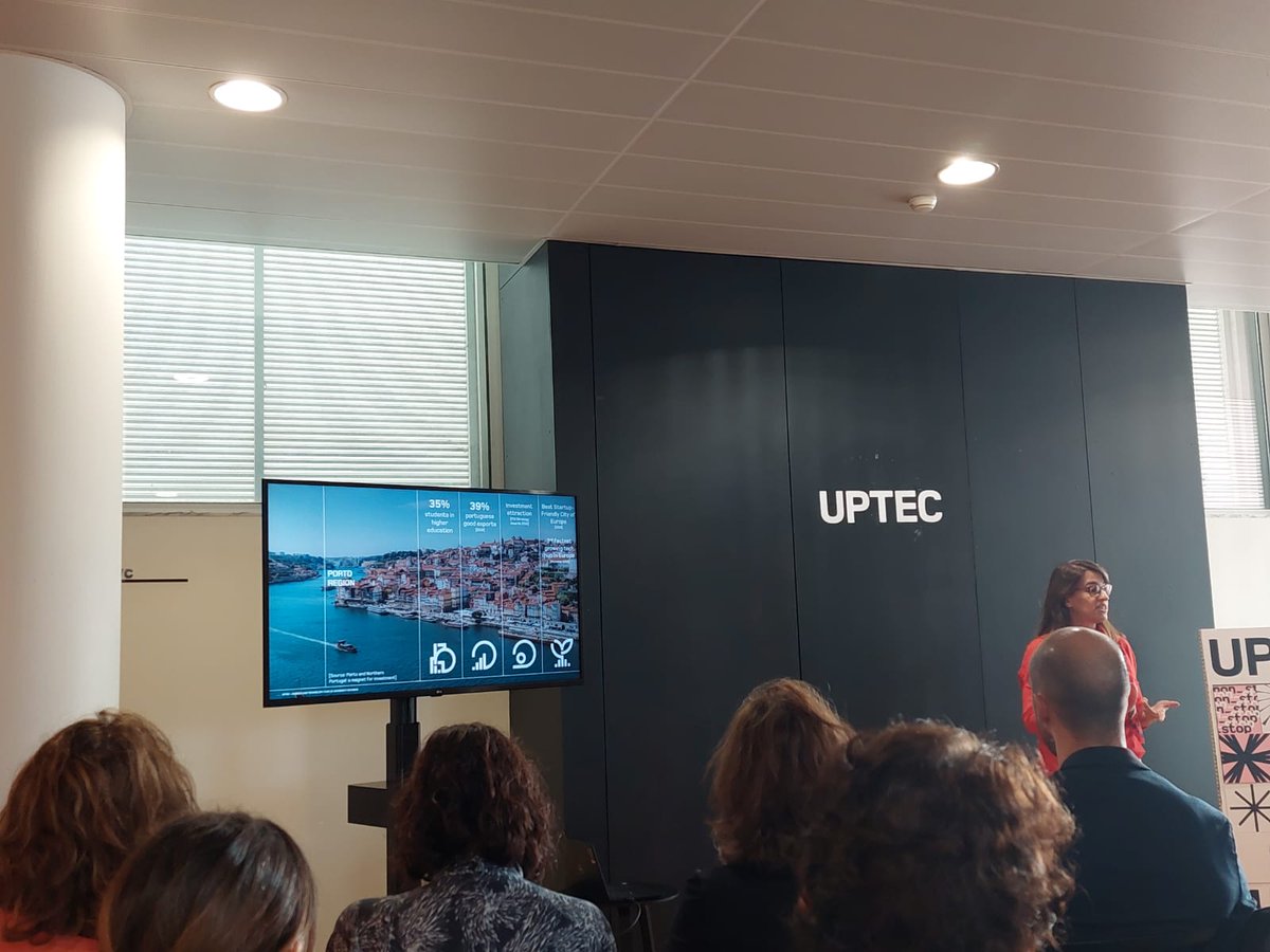 moliempresa's tweet photo. Visita a @uptecporto per conèixer alguns actors importants de l'emprenedoria i la innovació i els responsables de la presa de decisions en el panorama acadèmic i empresarial de Porto.
@AjuntaMartorell @cmolesgual #startupsystem #portugalecosystem #innovation #PTinnovationjourney https://t.co/KcmVzYSkQN