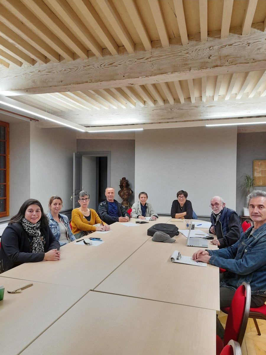 marcbphoto's tweet photo. #Telethon2022 se prépare à #Massiac ! 👏
Rendez vous est donné à toutes les associations intéressées le lundi 7 novembre en mairie à 20 h
@OTHautesterres @montagnestflour @lamontagne_15
@SoCantalMag @cantalauvergne @actucantalfr 
@LunionduCantal @DepecheLa https://t.co/A19ocBsJtV