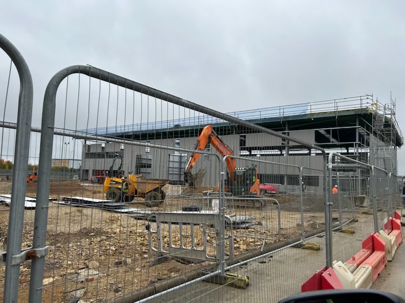SECElectrical's tweet photo. A couple of images from last week of the site progress down at ‘Plot A &amp; Plot C, Witney’ for one of our valued clients.

#Windrush #Witney #Steelwork #Construction #Witney #TeamSEC #ElectricalContractors https://t.co/CXuGR0YQEC