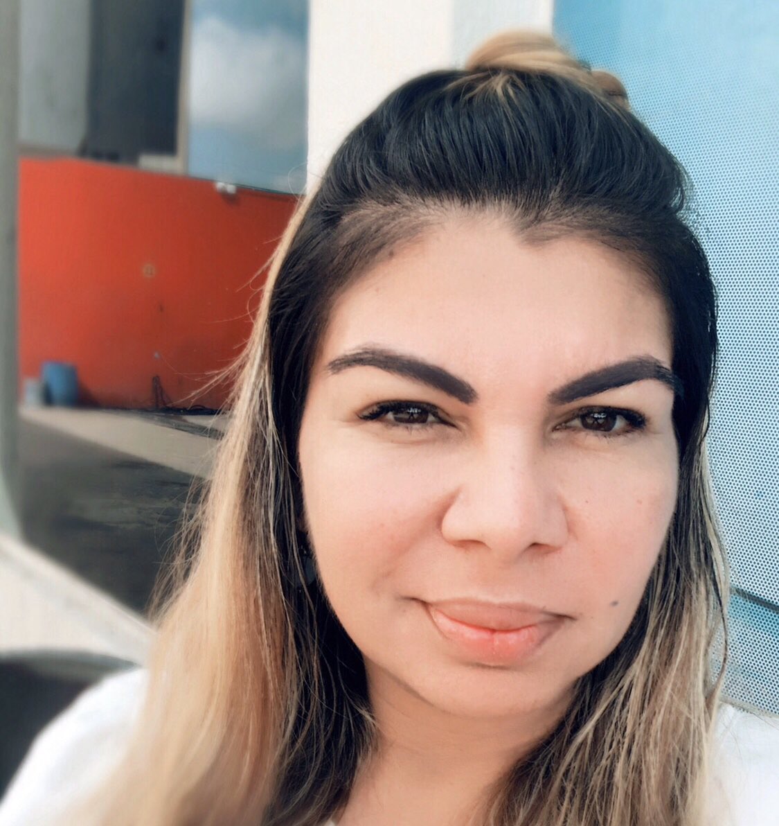 LaryCovo's tweet image. Buenos días amigos míos. No olvides que nunca es tarde ni temprano; siempre es el momento adecuado del plan de Dios para ti