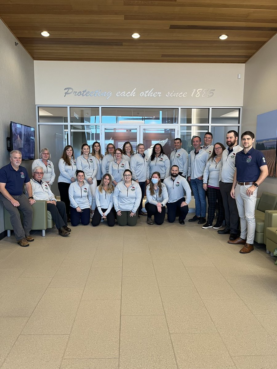 peimutual's tweet photo. The Team at PEI Mutual is getting in the Spirit as the countdown to @2023CanadaGames continues!

#2023GamesGearFriday #PEI #team #community https://t.co/hztCDADVFH