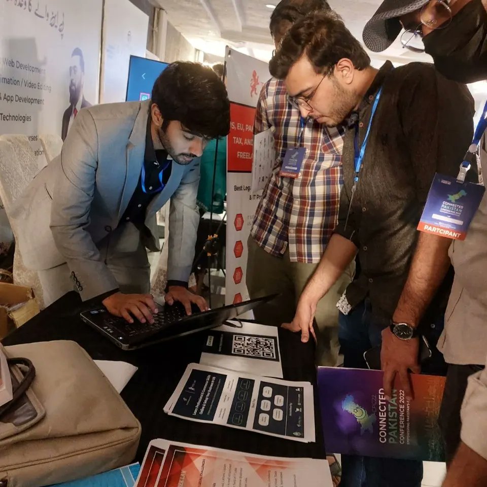 ecomprodotcom's tweet photo. Ecommerce Pro team, in collaboration with Trek Law teams, is available at CPC. Come and meet us at Skills Gala to be an Ecommerce Pro and set up your company in the US. #SkillsGala #ConnectedPakistan #EcommercePro https://t.co/51cEB9zFDe