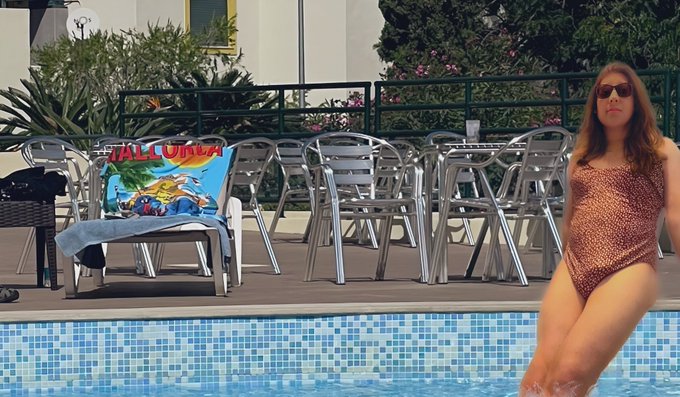 Early morning swim, wonder if anyone saw me 😳 #sissy #crossdresser https://t.co/Q1fQVfgDma<a href="/tag/sissy"class="tags"><span>#sissy</span></a><a href="/tag/crossdresser"class="tags"><span>#crossdresser</span></a>