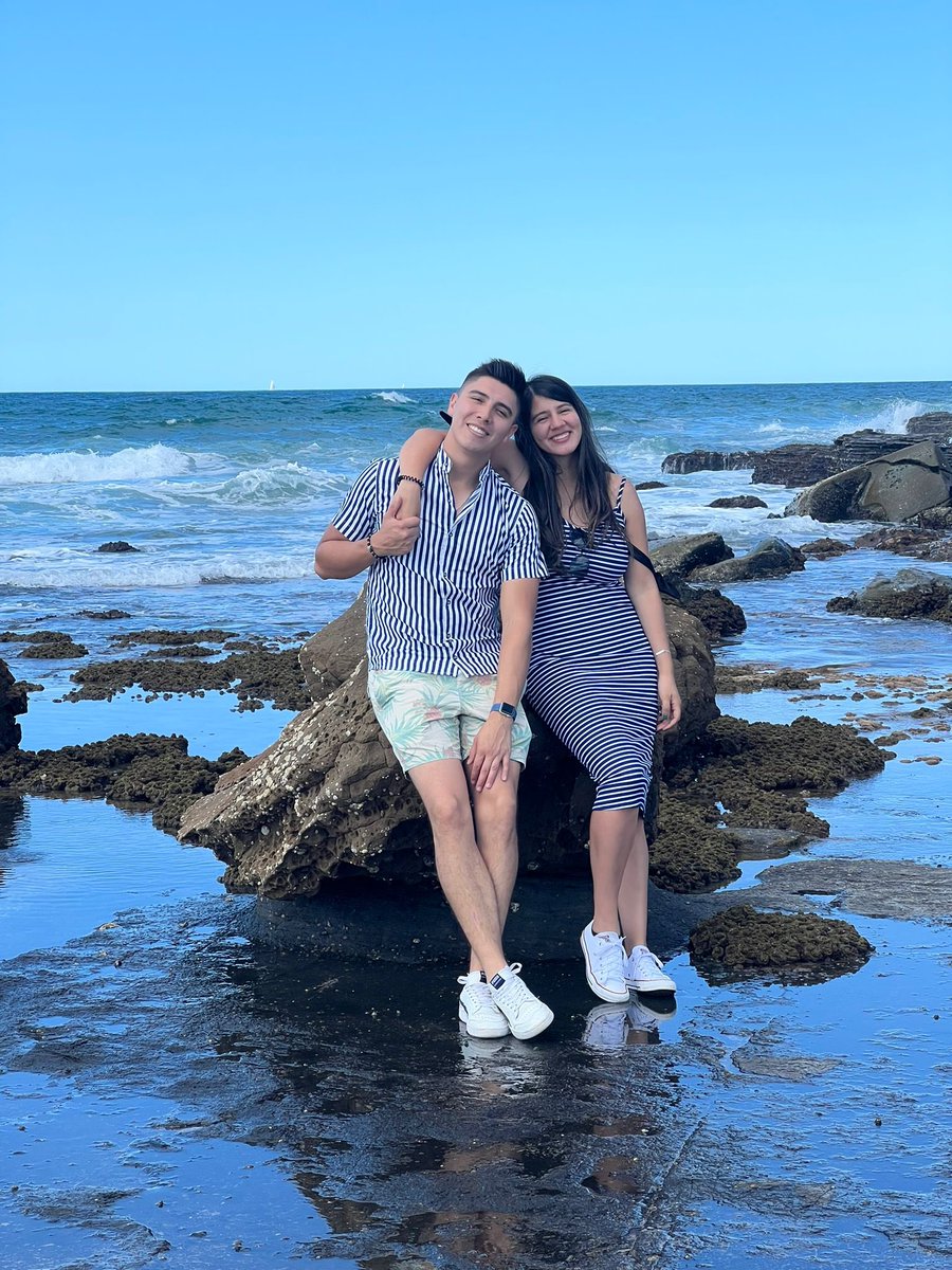angieguerrero15's tweet photo. 🥰🥰🥰🥰🥰 https://t.co/OteP2WwpbM