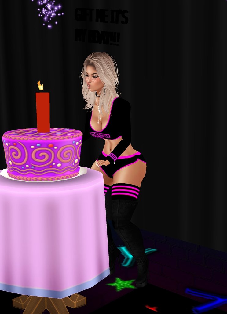 Rosegarden_vu's tweet photo. 10/18 was mazes bday ❤️ 🥀🥀🏵🏵🌸🌸🌹🌹🌺🌺🌼🌼
#imvu #imvulifestyle #imvubaddies #imvuonly #imvustripclub #uncensored #imvunsfw #imvustripper #nsfw #nude #imvunsfw #rosegardenstripclub #imvustripper #imvuclub #imvunaughty #lapdance #imvunightclub https://t.co/kqQHCQ6dRD